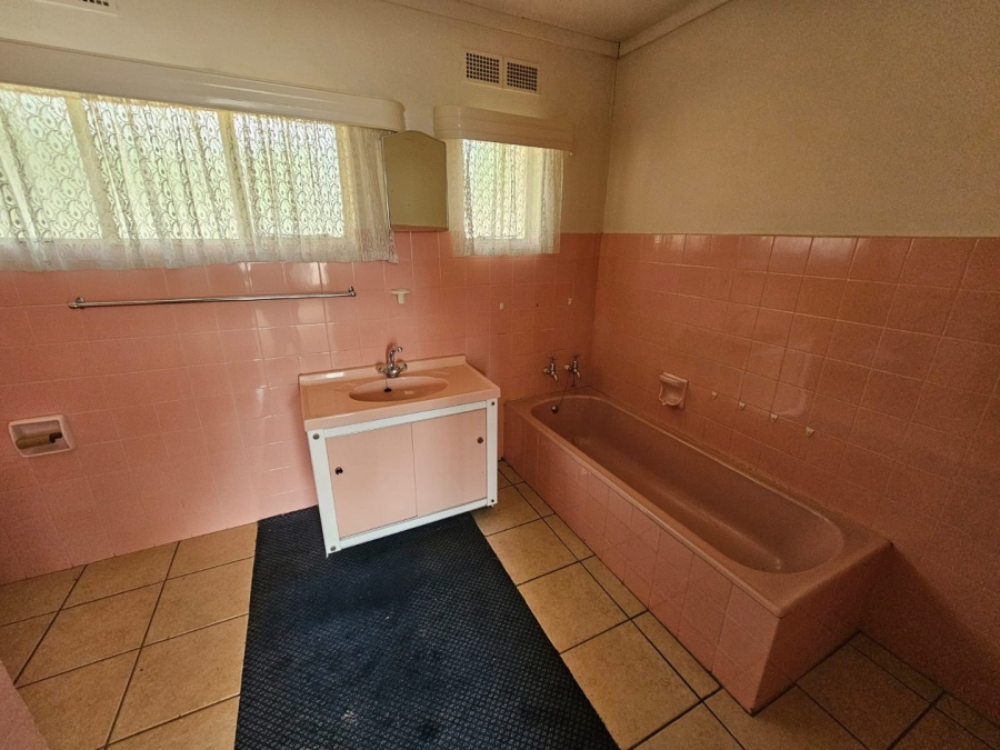 5 Bedroom Property for Sale in Sasolburg Ext 12 Free State